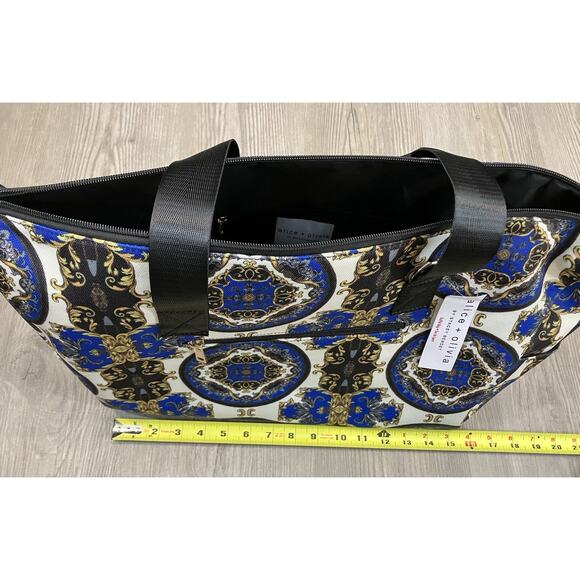 Alice+Olivia Duffel Bag New With Tags - Picture 14 of 14